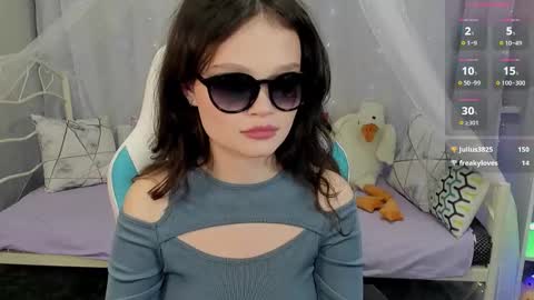 Snapshot of emilychaves chatting on February 2026 10:42:02 AM Emilyhaves online show from February 2026 10:42:02 AM