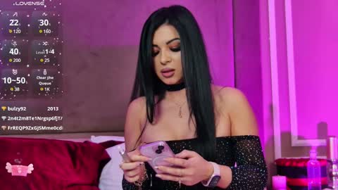 Snapshot of emilycolle_ chatting on February 2025 12:28:01 PM Emily online show from February 2025 12:28:01 PM