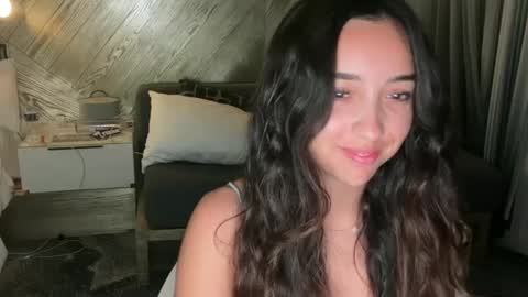 Snapshot of emilyfawn chatting on September 2025 03:12:01 AM emilyfawn online show from September 2025 03:12:01 AM