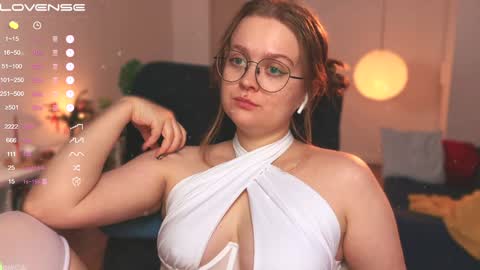 Emily  online show from December 2024 03:53:01 PM