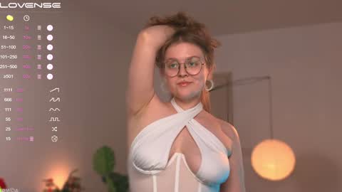 Emily  online show from December 2024 03:59:01 PM