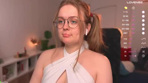 Emily  online show from March 2025 12:32:02 PM