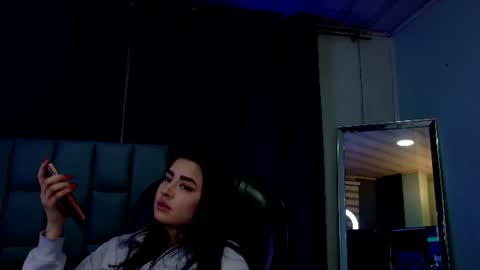 Emily online show from June 2026 03:19:02 AM