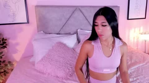 Emily online show from March 2026 01:35:02 PM