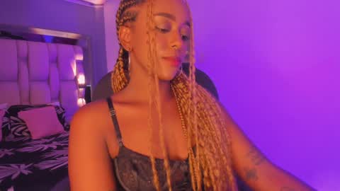 Emily  online show from January 2025 07:56:02 PM