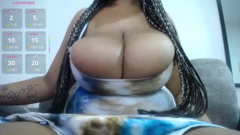 Emilyhines online show from December 2025 02:43:02 PM