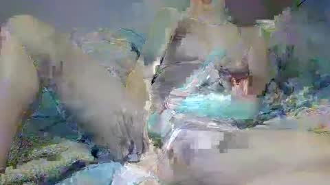 Snapshot of emilyinbed chatting on April 2026 07:28:01 AM emilyinbed online show from April 2026 07:28:01 AM