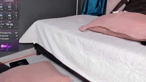 Snapshot of emilyjhonson_1 chatting on January 2025 05:59:01 PM Emily Jhonson online show from January 2025 05:59:01 PM