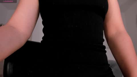 Emily online show from December 2025 11:12:01 PM