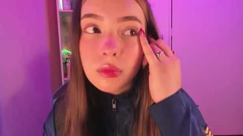 VALEEEN online show from February 2025 03:56:01 PM