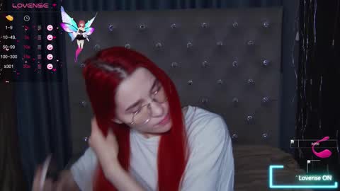 EmilyKents online show from October 2025 01:28:01 AM