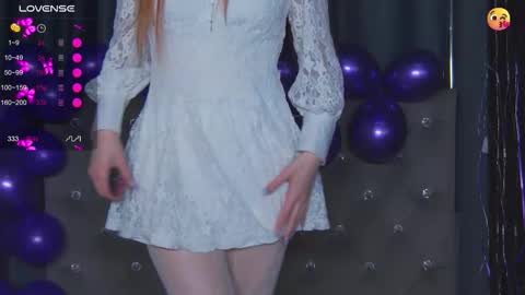 EmilyKents online show from November 2025 02:03:01 AM