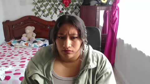 Snapshot of emilylove14 chatting on December 2024 07:35:01 PM Emily Cortez online show from December 2024 07:35:01 PM