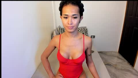emilyluna07 online show from June 2026 09:35:02 AM