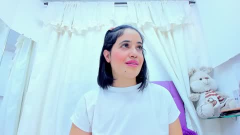 Emily online show from January 2025 04:48:02 PM