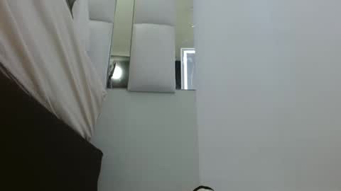 Snapshot of emilymonrro chatting on January 2025 10:34:02 PM emily monrro online show from January 2025 10:34:02 PM