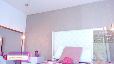 Snapshot of emilyparker__ chatting on April 2026 02:39:02 PM My IG - EmilyParker online show from April 2026 02:39:02 PM