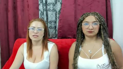 Snapshot of emilyriskhot chatting on March 2025 12:16:01 AM emily  friends online show from March 2025 12:16:01 AM