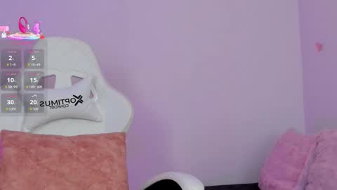 Emily  online show from October 2025 09:20:01 PM