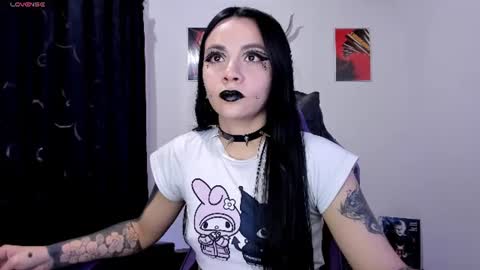 Snapshot of emilyrymer chatting on July 2026 06:34:02 PM Emily Support me to have 100 likes plx online show from July 2026 06:34:02 PM