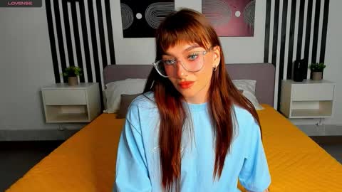 Snapshot of emilytylerr chatting on September 2025 08:16:02 AM Emily online show from September 2025 08:16:02 AM