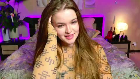 Snapshot of emilywhisperawesome chatting on April 2026 11:18:01 PM emilywhisperawesome online show from April 2026 11:18:01 PM