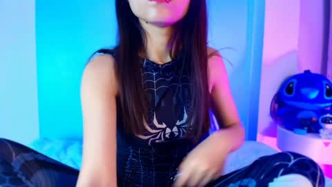    online show from January 2025 04:37:02 AM