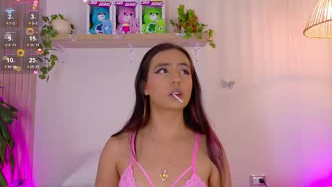 Snapshot of emilyy_bank chatting on July 2026 08:11:02 PM Emily Bank online show from July 2026 08:11:02 PM