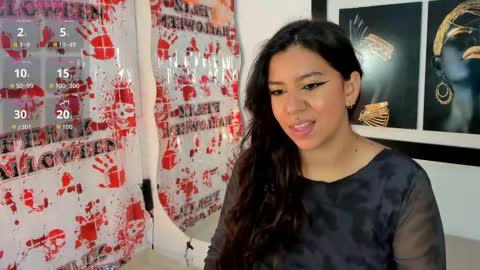 emilyy_cooperr online show from October 2025 12:17:02 PM