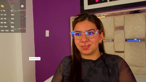 emilyy_cooperr online show from April 2026 12:19:02 PM