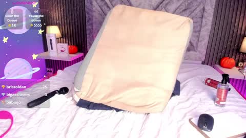 Emily online show from January 2025 12:28:02 AM