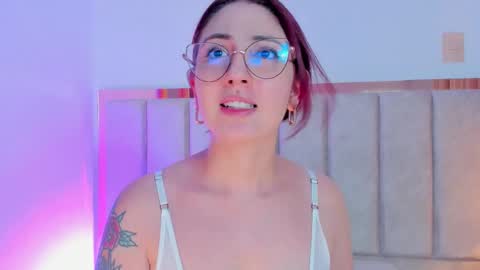 Emilyy Watson online show from September 2025 12:21:01 AM