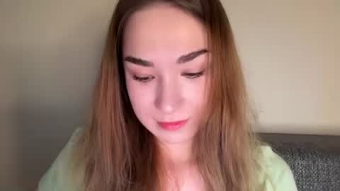 Snapshot of eminemswife chatting on June 2026 04:58:02 AM Nadya online show from June 2026 04:58:02 AM