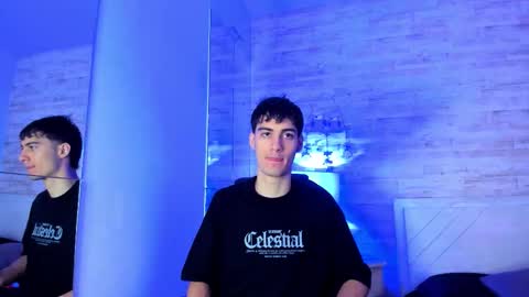 emir_ozan online show from November 2025 11:24:02 AM