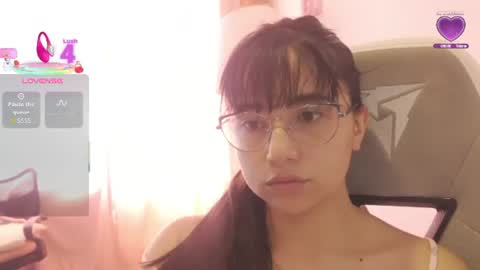 Snapshot of emitaa17228 chatting on June 2026 07:07:01 PM emma online show from June 2026 07:07:01 PM