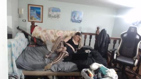 Snapshot of emma671 chatting on January 2025 11:17:02 PM emma online show from January 2025 11:17:02 PM