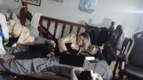 Snapshot of emma671 chatting on March 2025 08:21:01 PM emma online show from March 2025 08:21:01 PM