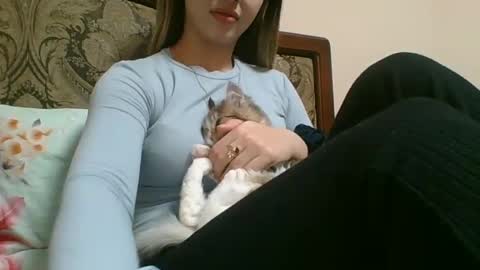 emma_991 online show from February 2025 04:46:01 PM