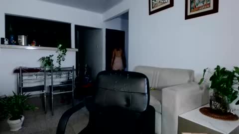 emma______1996 online show from June 2026 06:15:02 AM
