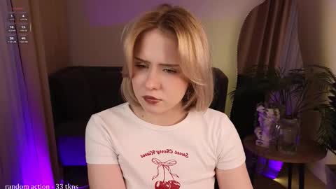 Snapshot of emma__oblivion chatting on March 2026 02:53:01 PM Molly online show from March 2026 02:53:01 PM