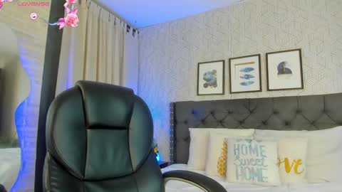 Emma online show from March 2025 01:21:01 PM