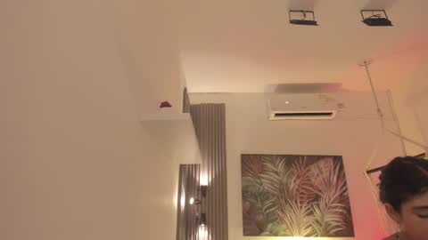 Snapshot of emma_alice_ chatting on November 2025 12:05:02 PM Alice online show from November 2025 12:05:02 PM