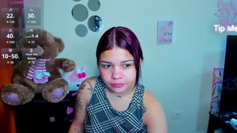 emma_boo_ online show from April 2026 04:48:01 PM