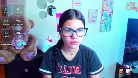emma_boo_ online show from May 2026 02:03:01 PM
