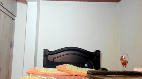 Snapshot of emma_brown777 chatting on January 2025 04:08:02 AM ALBA  online show from January 2025 04:08:02 AM