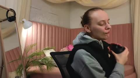 emma_chaser online show from April 2026 01:42:02 AM