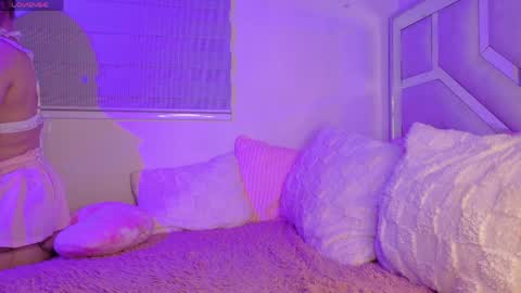  Emma  online show from April 2026 02:47:01 AM