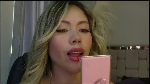 Snapshot of emma_coronel chatting on March 2026 09:21:02 PM emma coronel online show from March 2026 09:21:02 PM