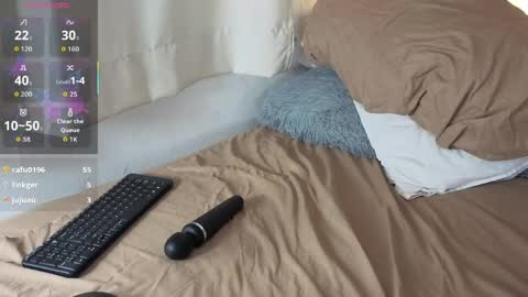 Snapshot of emma_couper03 chatting on April 2026 03:43:02 AM Emma online show from April 2026 03:43:02 AM