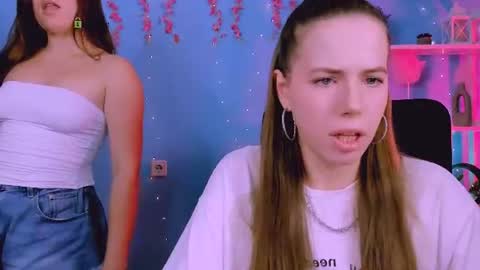emma_dark_ online show from July 2026 07:26:01 AM